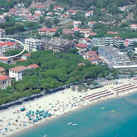 Apartment Gli Orizzonti - Goelba *