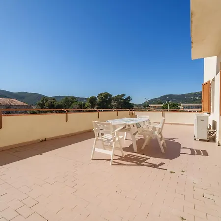 Gli Orizzonti - Goelba Apartment